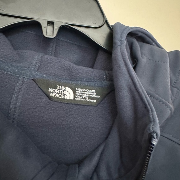 New North Face Men’s Apex Hoody - Picture 3 of 4